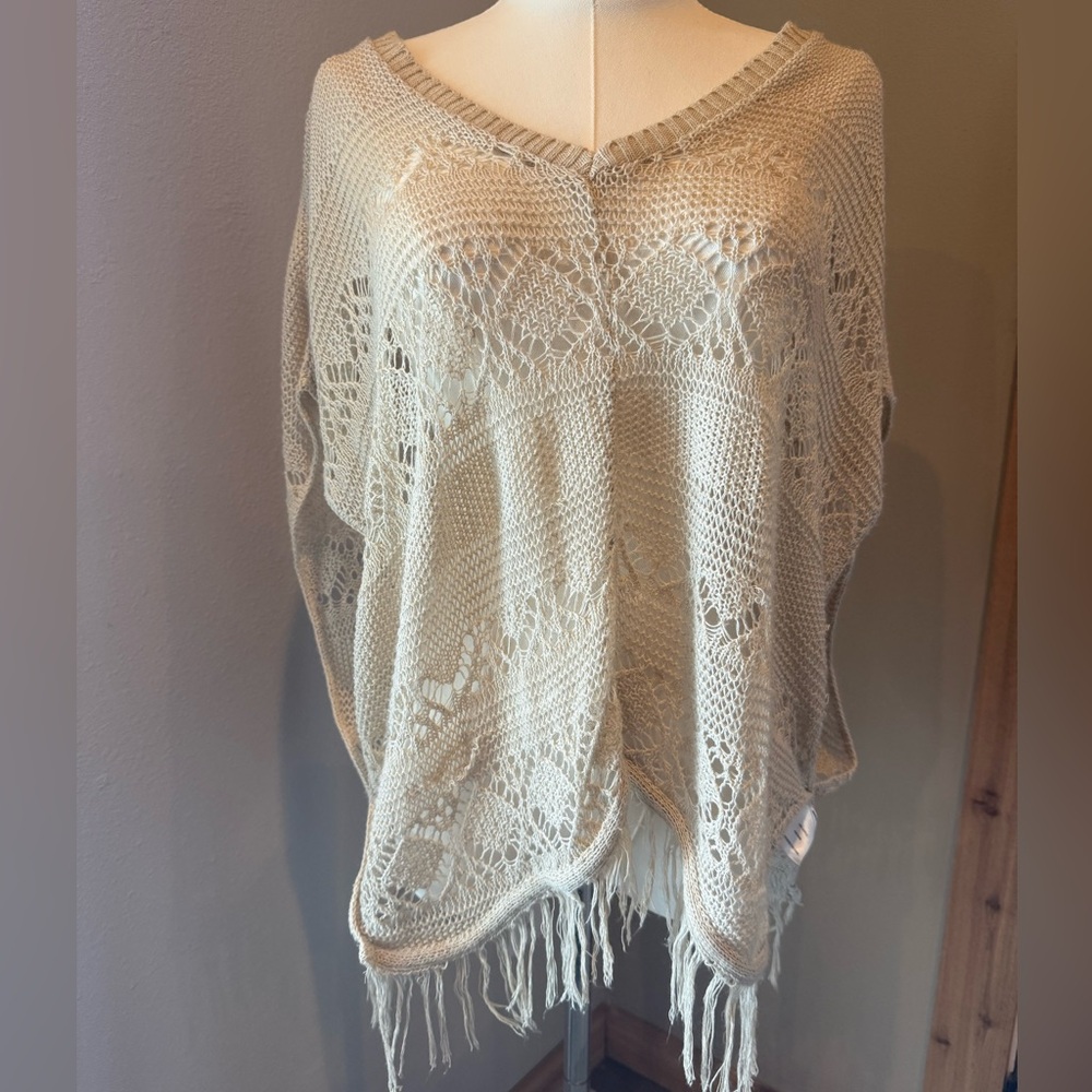 Lightweight Poncho Sweater Cream Open Knit Fringe Boho Poncho Size L